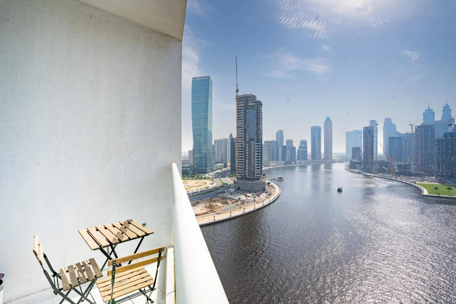 Escape 24 Luxury Studio Damac Maison Prive Business Bay Dubai Apartment