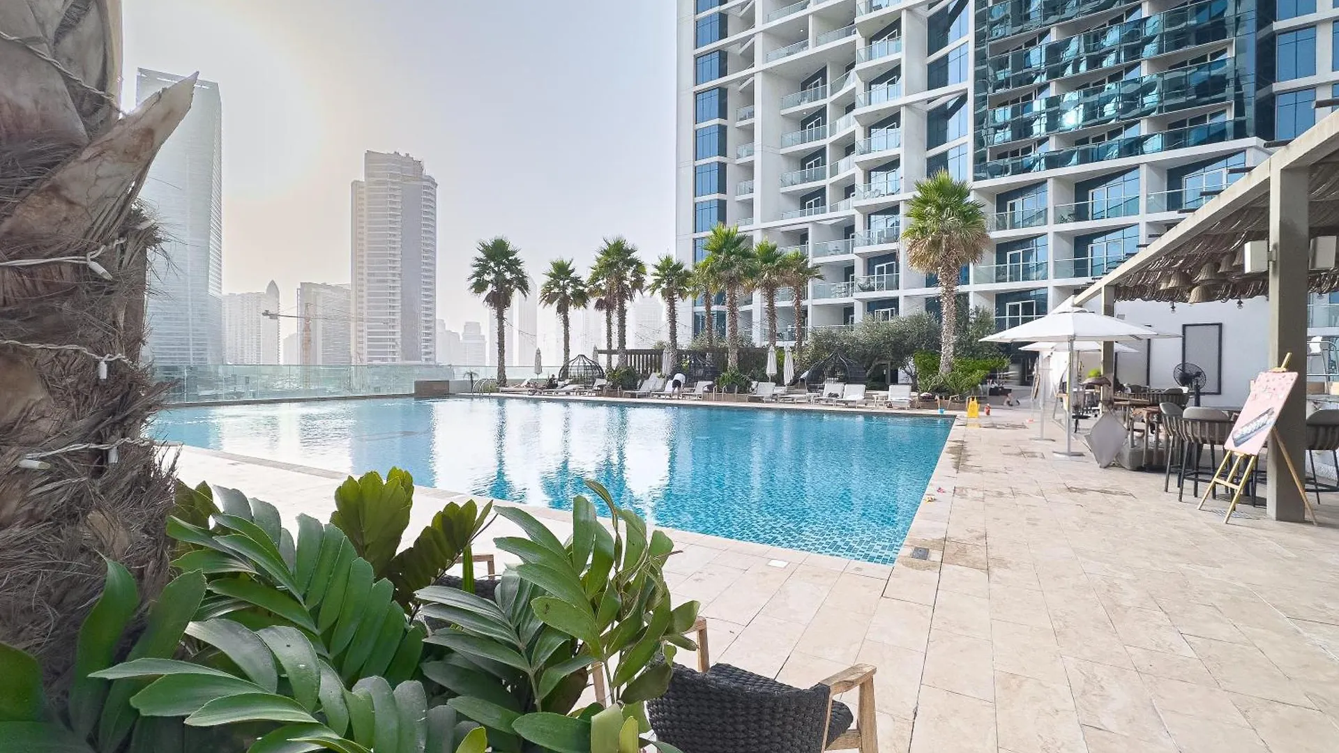 Escape 24 Luxury Studio Damac Maison Prive Business Bay Dubai